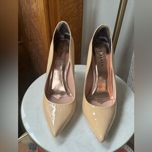 Ted Baker Milnel Nude-Pink Patent Leather Heels (Size 40.5)
